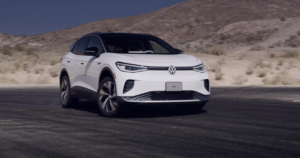 פולקסווגן ID.4 חשמלית על מסלול המירוצים