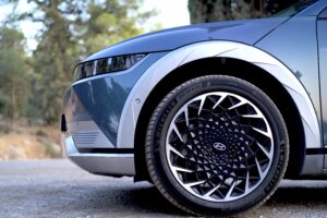 חישוקי ה-20 אינטש בגרסת ה-Elite של יונדאי איוניק 5 החשמלית