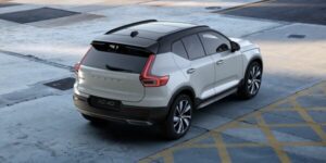 וולוו XC40 מבט אחורי