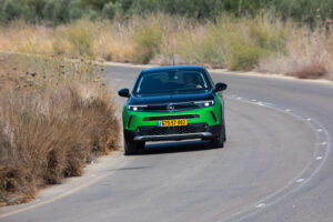 אופל מוקה החשמלית בנסיעה אופל מוקה החשמלית בנסיעה