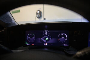 לוח המחוונים של אופל מוקה לוח המחוונים של אופל מוקה