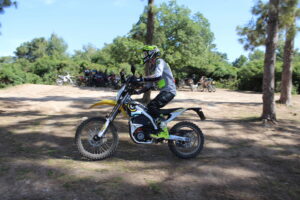 סורון Light Bee במבחן דרכים סורון Light Bee במבחן דרכים