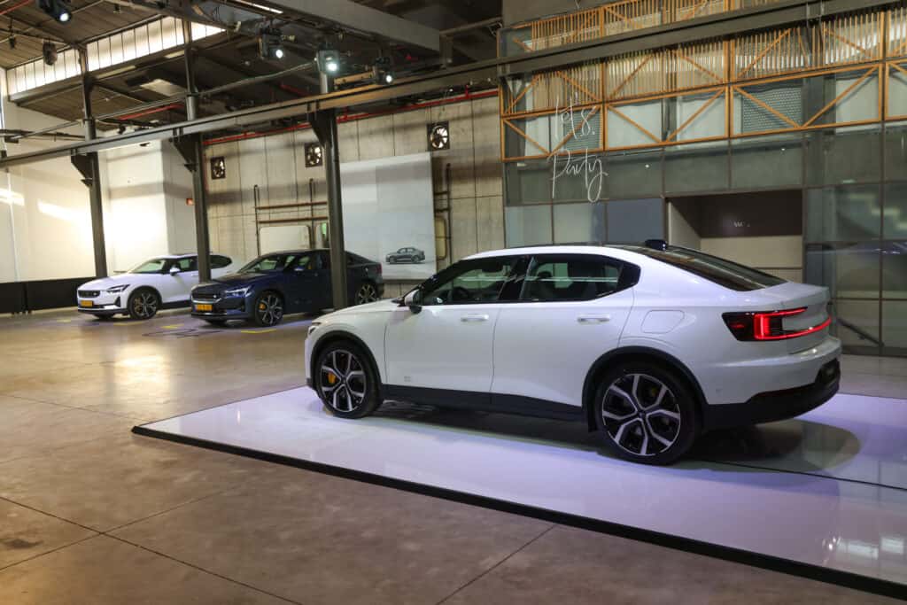 פוסלטאר 2 בישראל