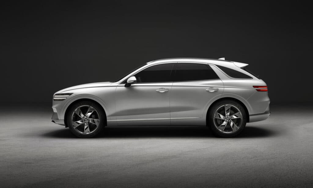 ג׳נסיס GV70 חשמלית