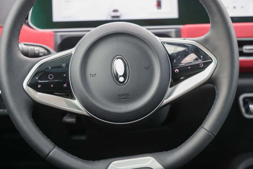 Ora_Funky_Cat_Israel_RT_00015