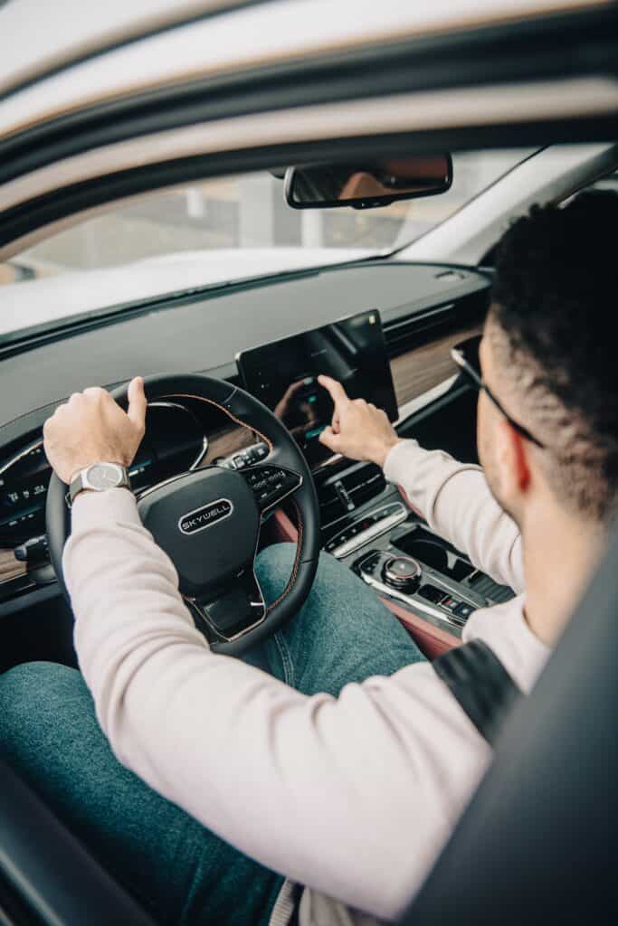 פנים הרכב וסביבת הנהג של הגרסה החדשה של סקיוול ET5