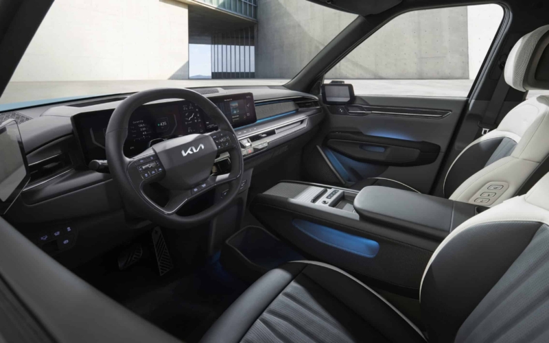 גרסת הייצור קיה EV9 פנים הרכב