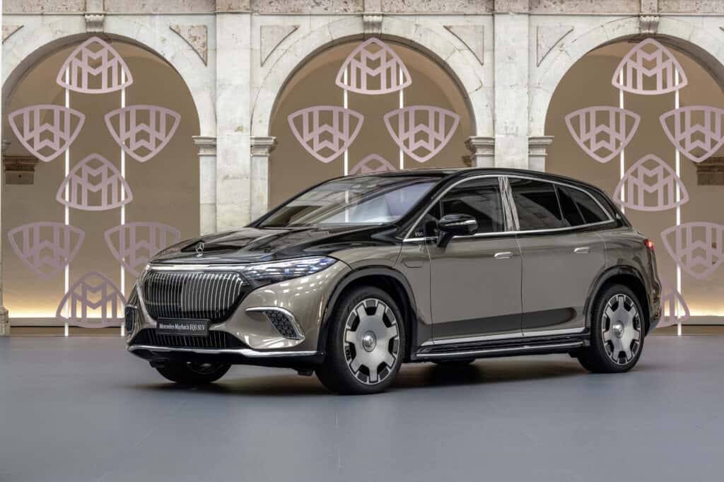 מרצדס מייבאן EQS SUV 650 חשמלית