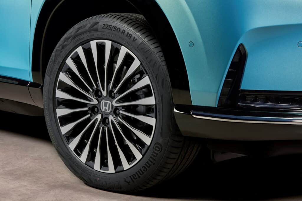 Honda_e_Ny1_New_Electric_BSUV_00003