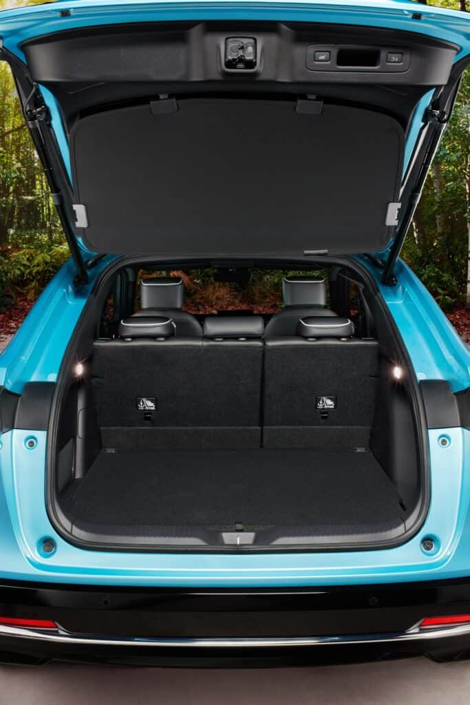 Honda_e_Ny1_New_Electric_BSUV_00006