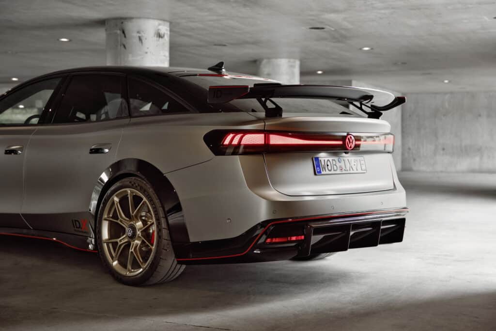 ספוילר אחורי בדגם הפולקסווגן ID.X Performance