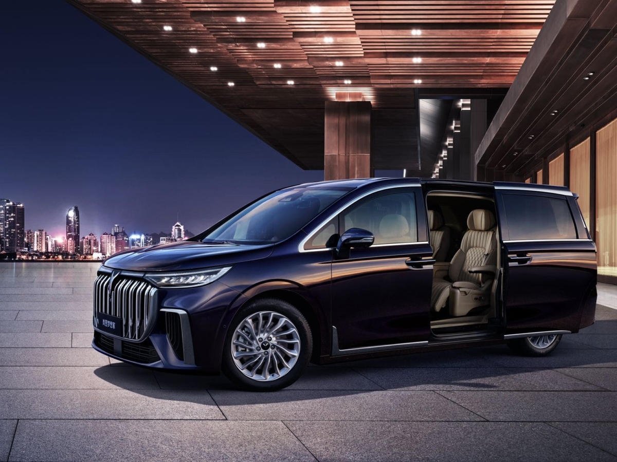 Voyah דרים - מיניוואן חשמלי בעל 7 מקומות ישיבה