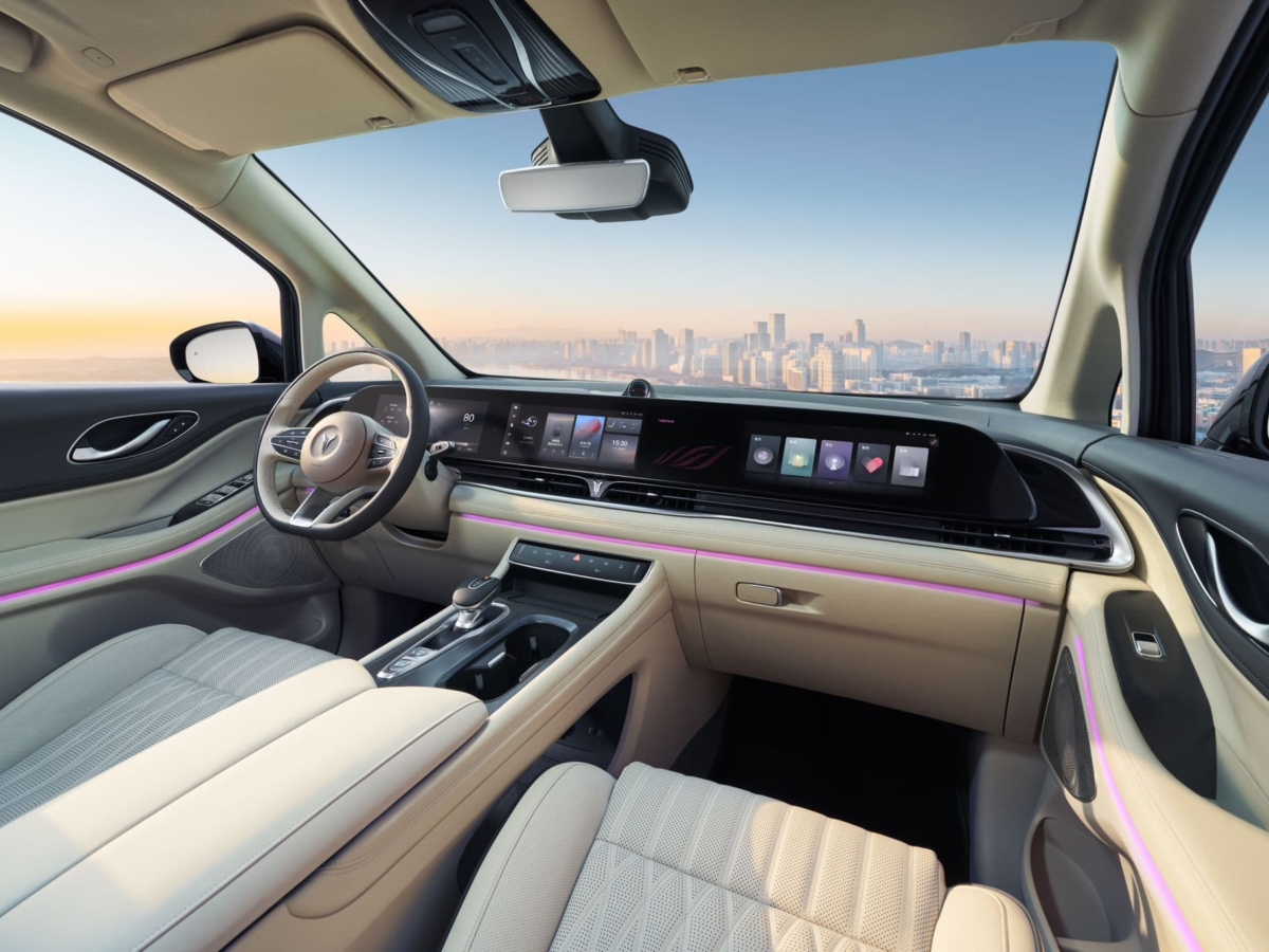 פנים הרכב של ה-Voyah דרים החשמלי