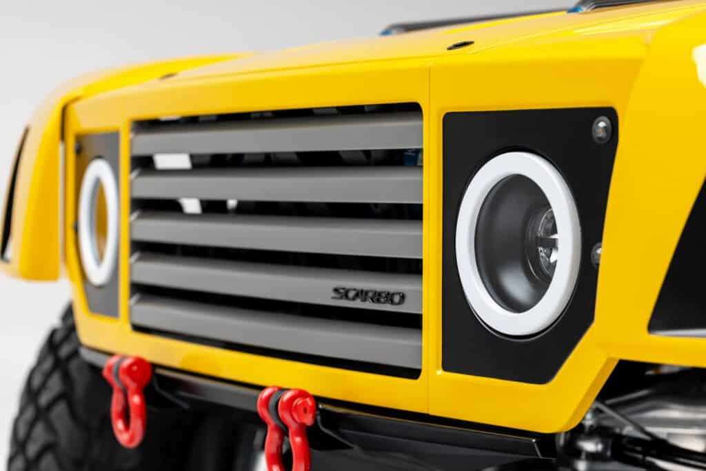קדמת הרכב של ג׳יפ חשמלי SV Rover קדמת הרכב של ג׳יפ חשמלי SV Rover