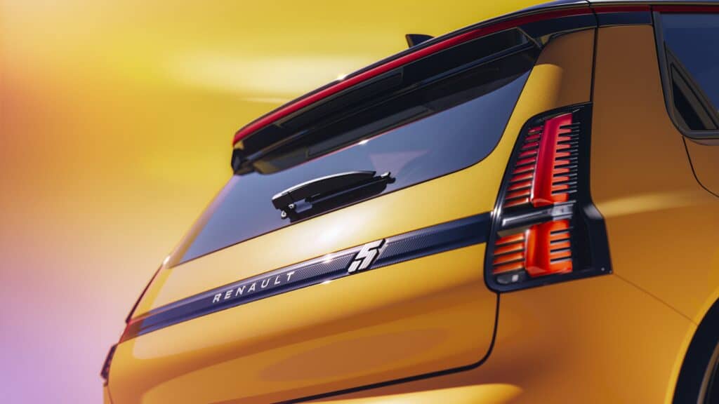 Renault_5_ETech_EV_00020