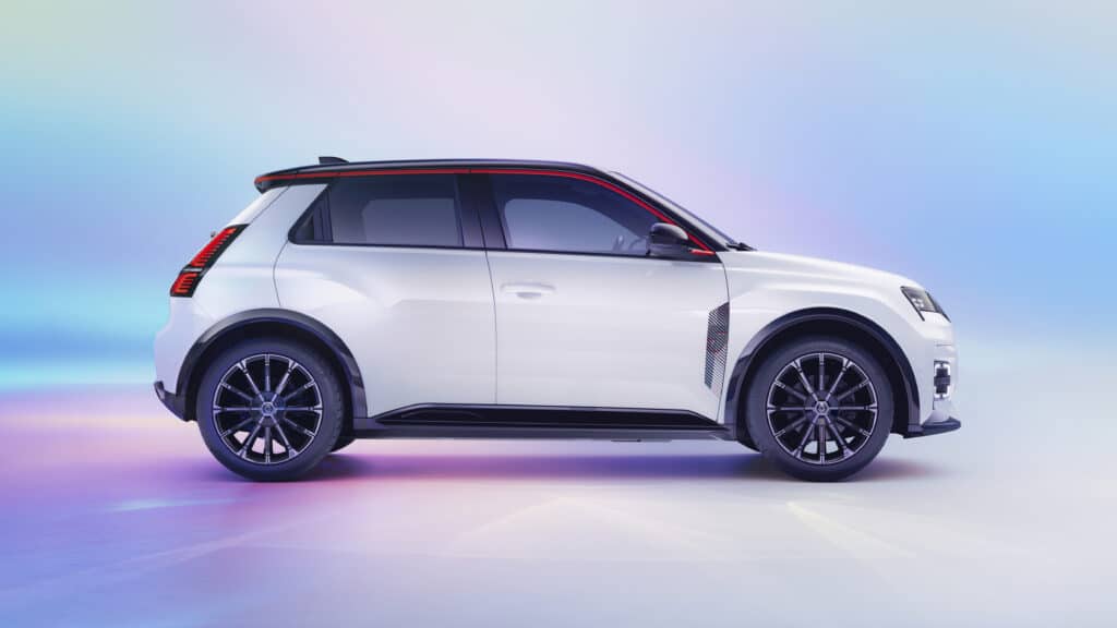 Renault_5_ETech_EV_00033