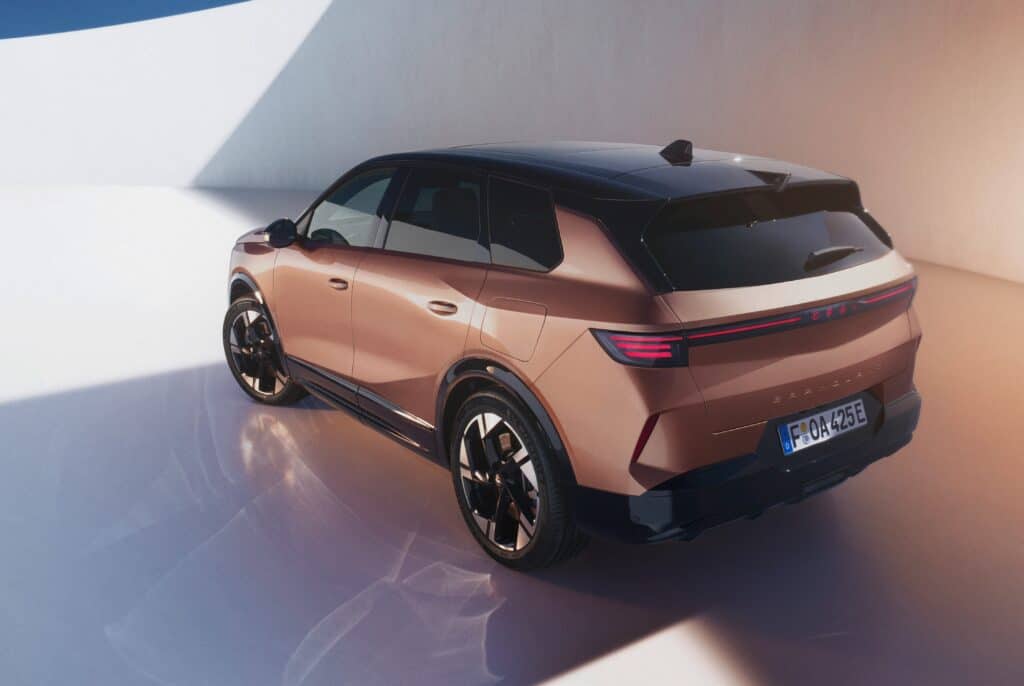 Opel_Grandland_Electric_Reveal_00004