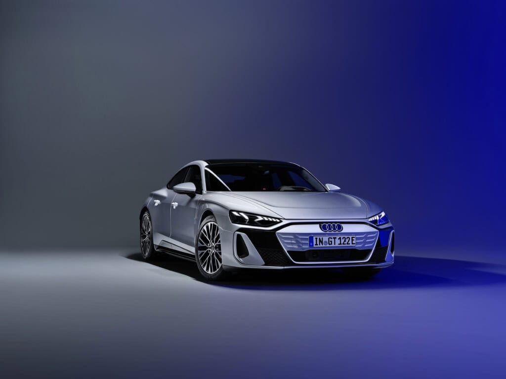 אאודי אי-טרון S GT