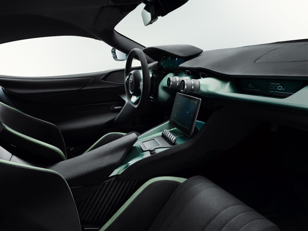 Rimac_Nevera_R_Interior_00001