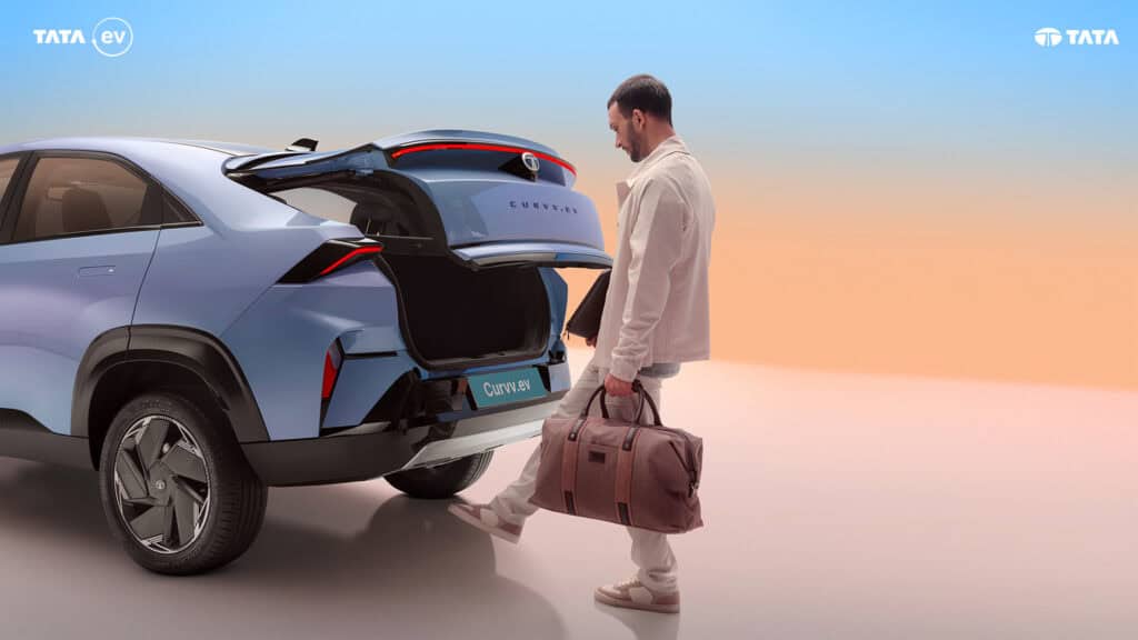 תא המטען האחורי של טאטא קורבב חשמלי