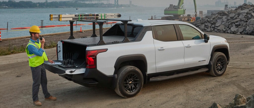 Chevrolet_Silverado_EV_2024_00009