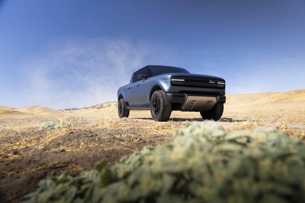 סקאוט טרה חשמלי בשטח