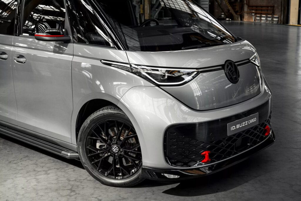 Volkswagen_ID_Buzz_Cargo_Styling_Kit_00006