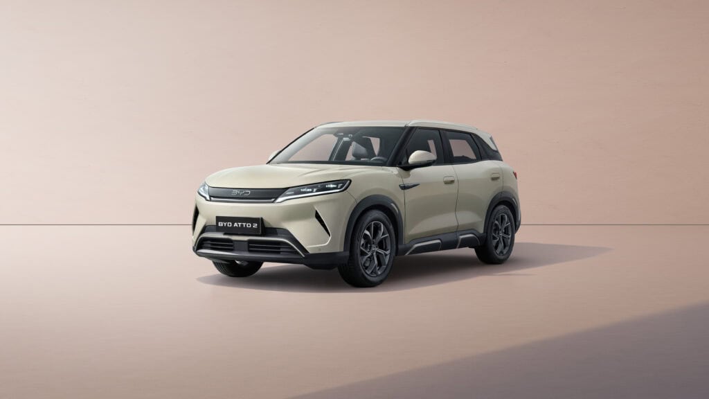 BYD אטו 2 מבט קדמי צדי