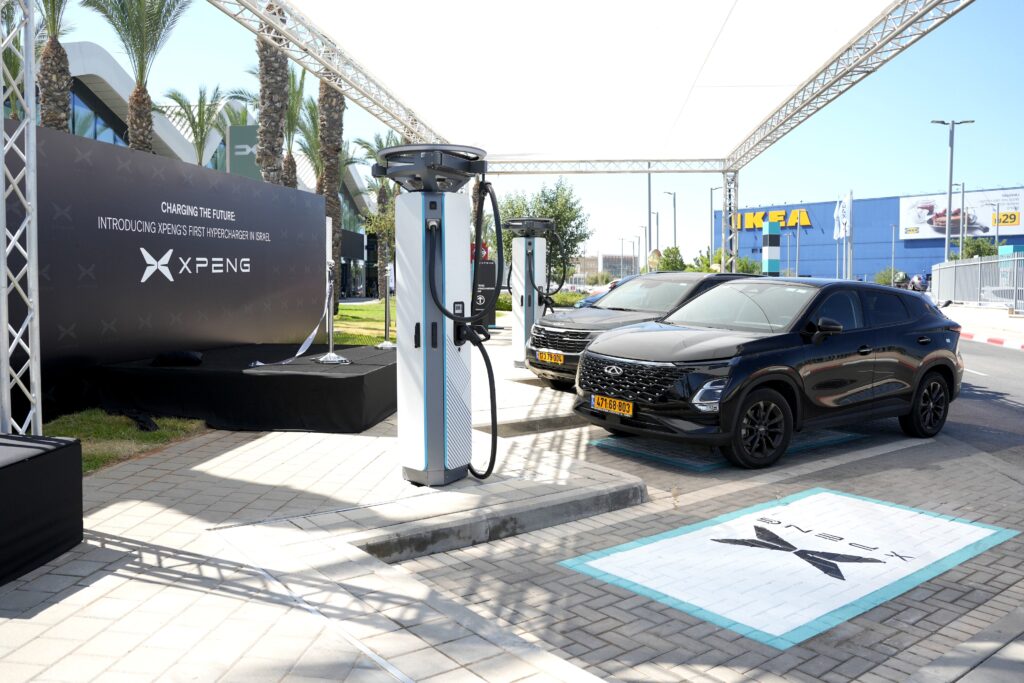 עמדות טעינה מהירות של אקספנג