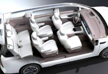 פנים הרכב של מקסוס מיפה 7 עם סידור המושבים