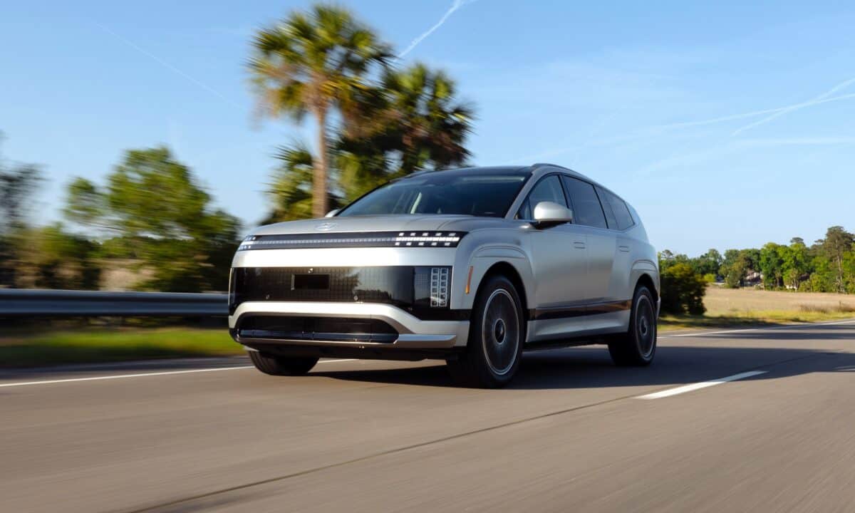 יונדאי איוניק 9