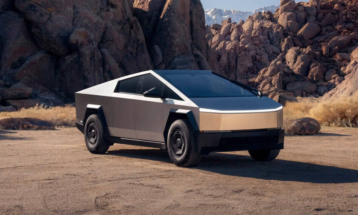 גרסת ה-AWD החדשה של טסלה סייברטראק