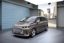 מבט חיצוני על מרצדס VLE, מיניוואן חשמלי יוקרתי